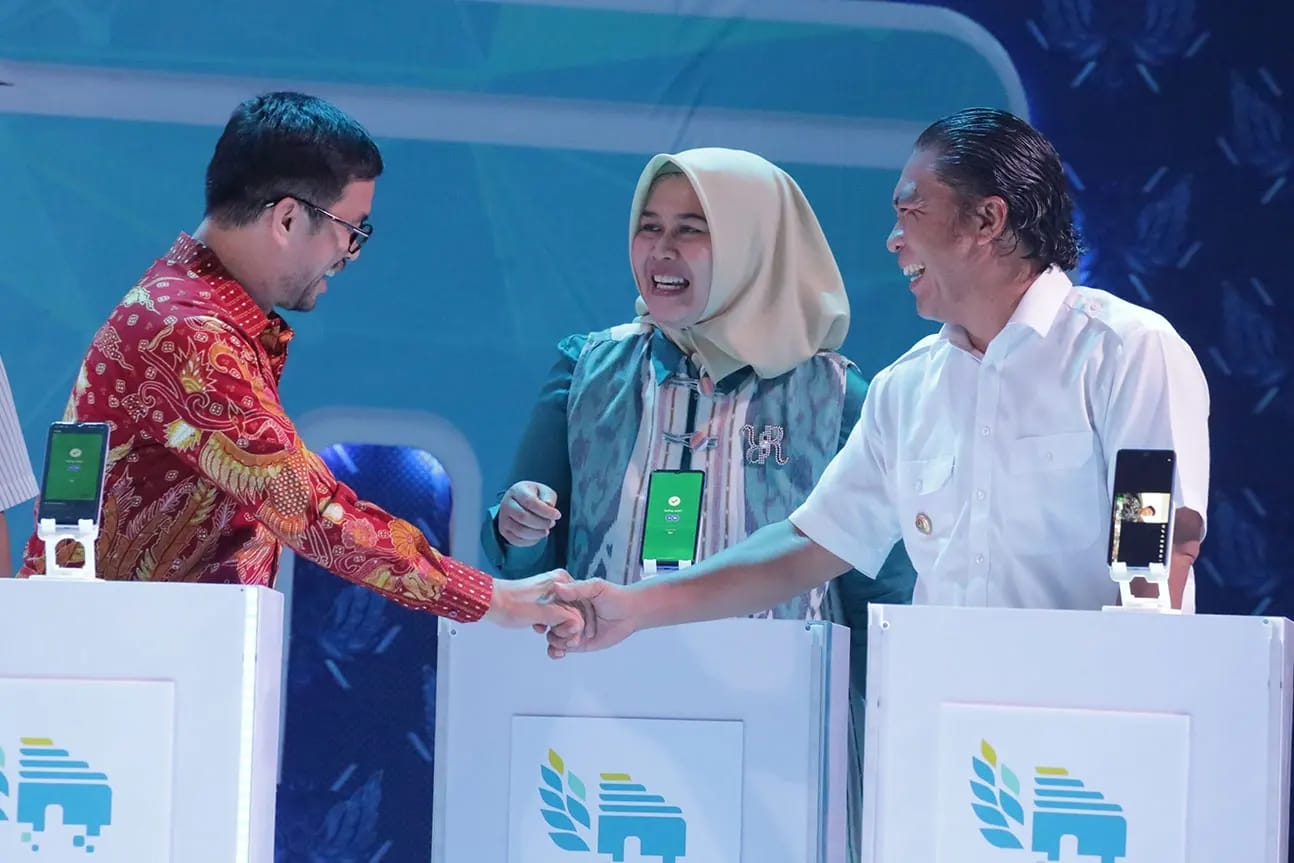 Pj Gubernur Banten Al Muktabar Kick Off KPPD QRIS dan Jawara Mobile Bank Banten