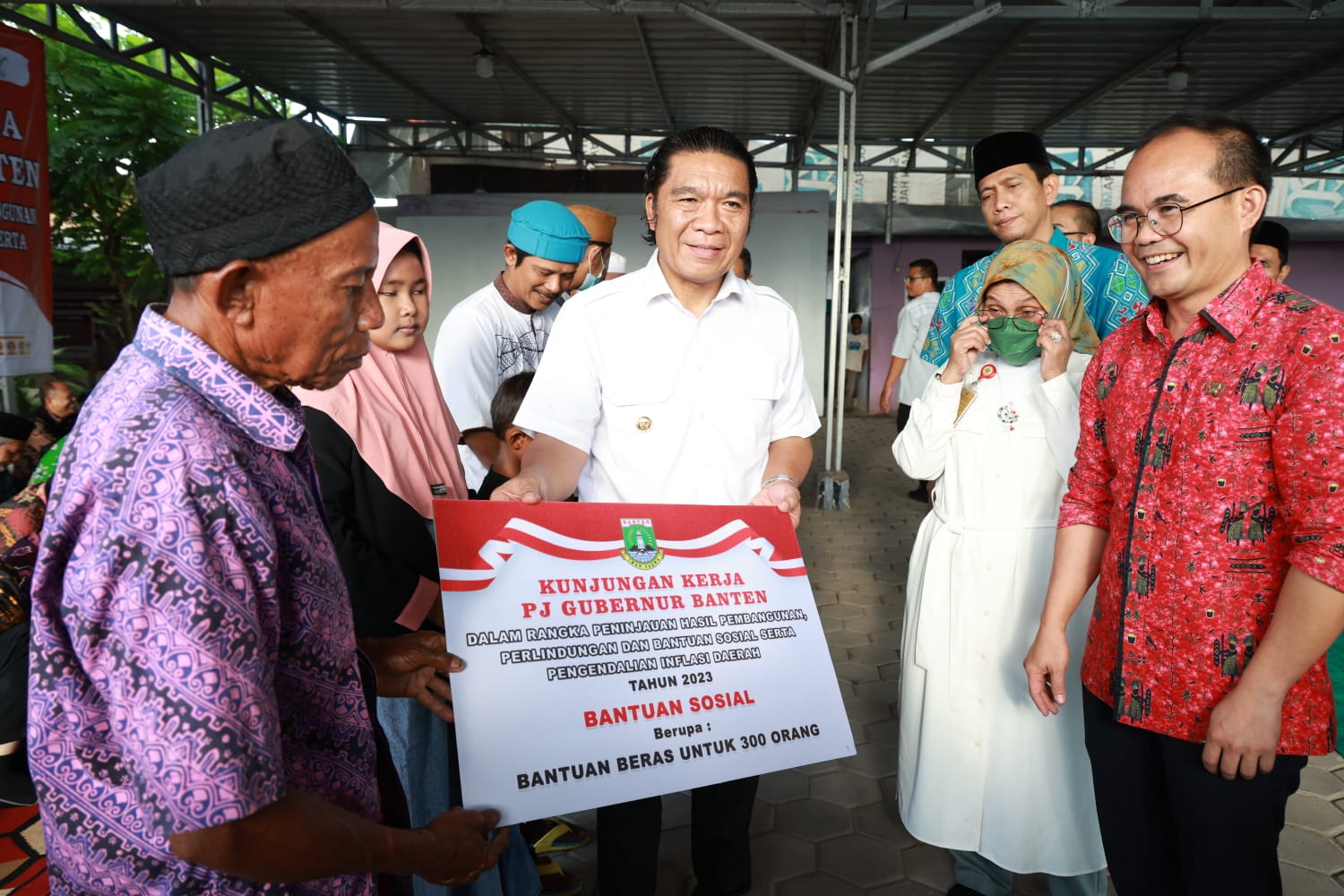 Pj Gubernur Banten Al Muktabar: Ramadan Bulan Saling Berbagi