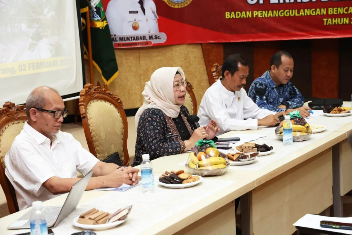 Antisipasi Bencana, Pj Sekda Provinsi Banten Virgojanti Gelar Rakor Kesiapan Pemilu Bersama BPBD