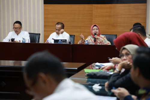 Pj Sekda Virgojanti Pimpin Rapat Persiapan HUT ke-23 Provinsi Banten