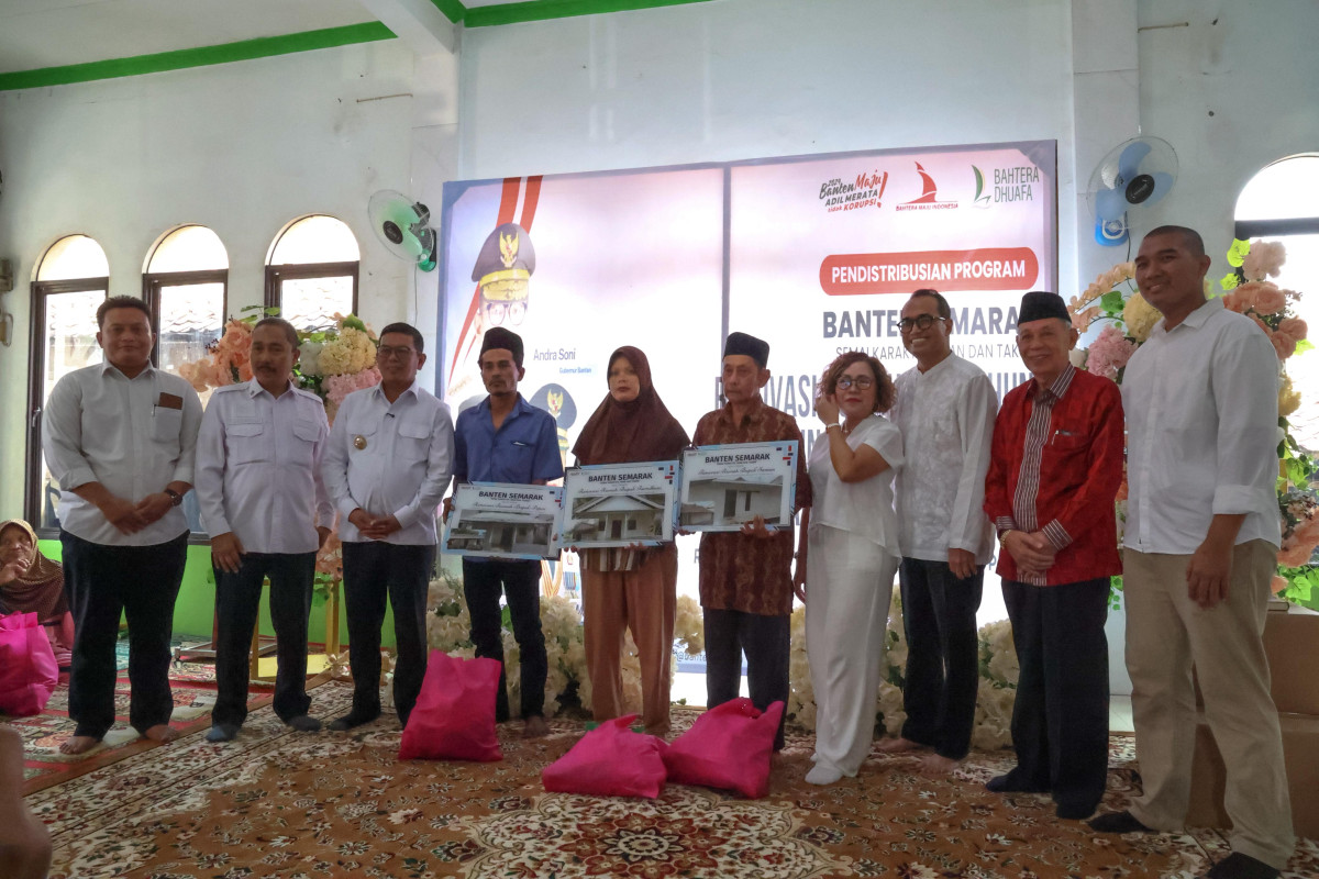 Hadiri Program Pendistribusian Renovasi RTLH dan Instalasi Air Bersih, Gubernur Banten Andra Soni : Tingkatkan konsolidasi dan Kolaborasi