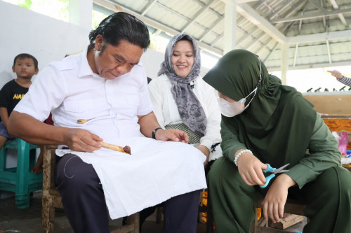 Dukung Potensi Kriya, TP PKK Provinsi Banten Lakukan Kunjungan Pelaku Usaha Perempuan di Daerah Wisata Tanjung Lesung