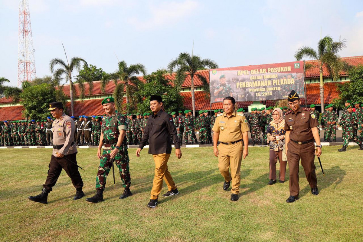 Hadiri Apel Gelar Pasukan Pengamanan Pilkada, Pj Gubernur Banten Al Muktabar Harap Pilkada Hasilkan Pemimpin Amanah