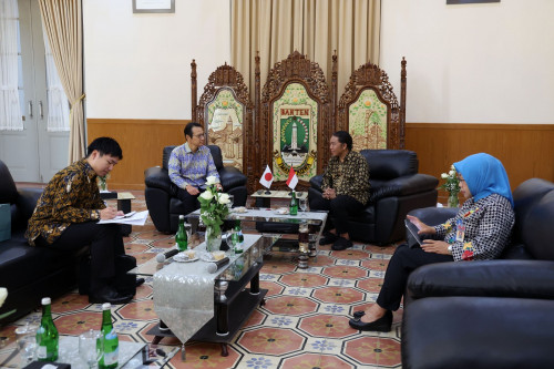 Sambut Duta Besar Jepang, Pj Gubernur Banten Al Muktabar Suguhkan Rabeg, Sate Bandeng, dan Sop Ikan