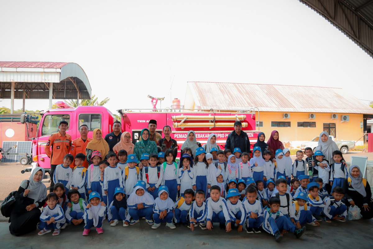 Bunda PAUD Tinawati Andra Soni Tanamkan Kesadaran Mitigasi Bencana pada Anak-anak