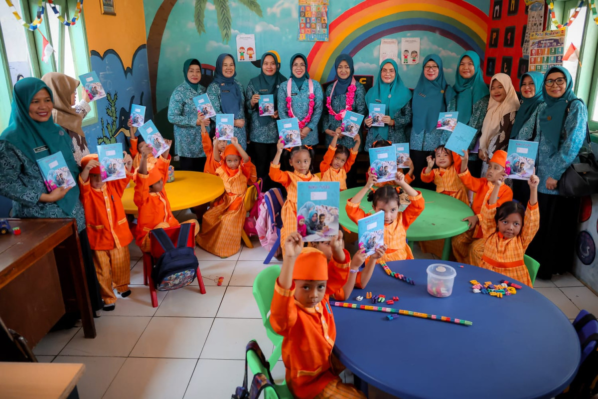 Dari Desa Sodong, Tinawati Andra Soni Ajak Kader PKK Perkuat Gotong Royong