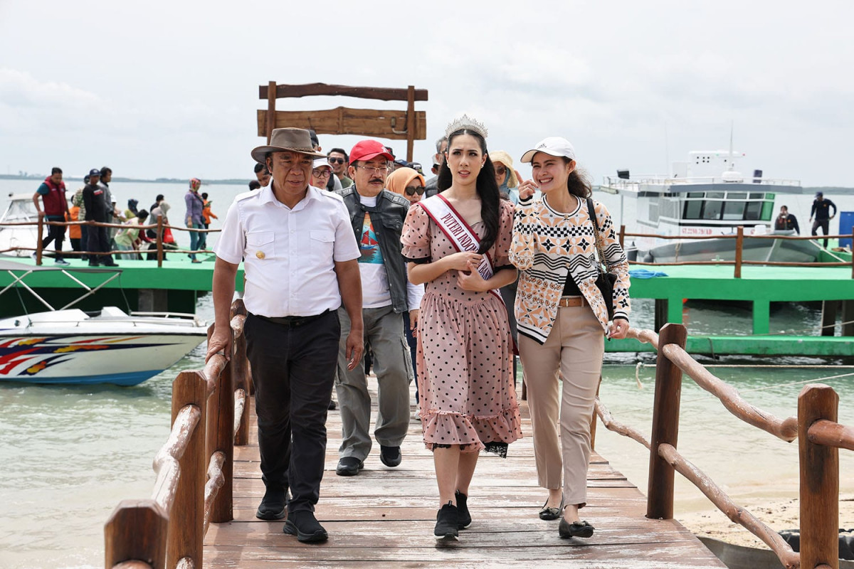 Pj Gubernur Al Muktabar Dukung Wisata Bahari Teluk Banten