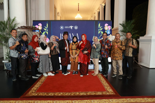 Pj Gubernur Banten Al Muktabar Hadiri Istana Berbatik