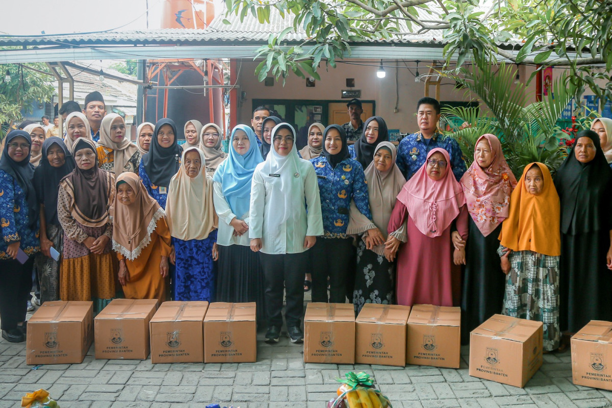 Tinawati Andra Soni Apresiasi Posyandu yang Terapkan 6 Standar SPM di Kabupaten Serang