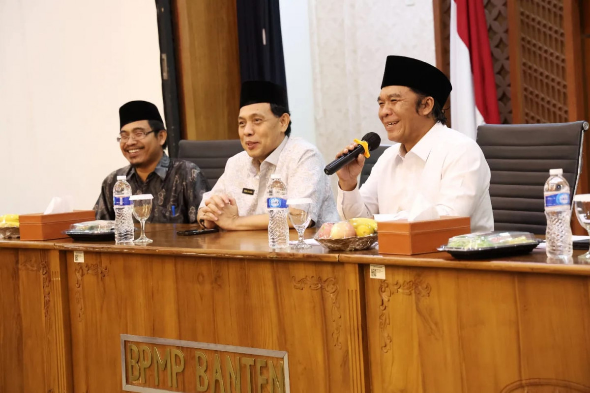 Pj Gubernur Banten Al Muktabar: Pondok Pesantren Mampu Menjadi Penyangga Ekonomi Syariah Indonesia