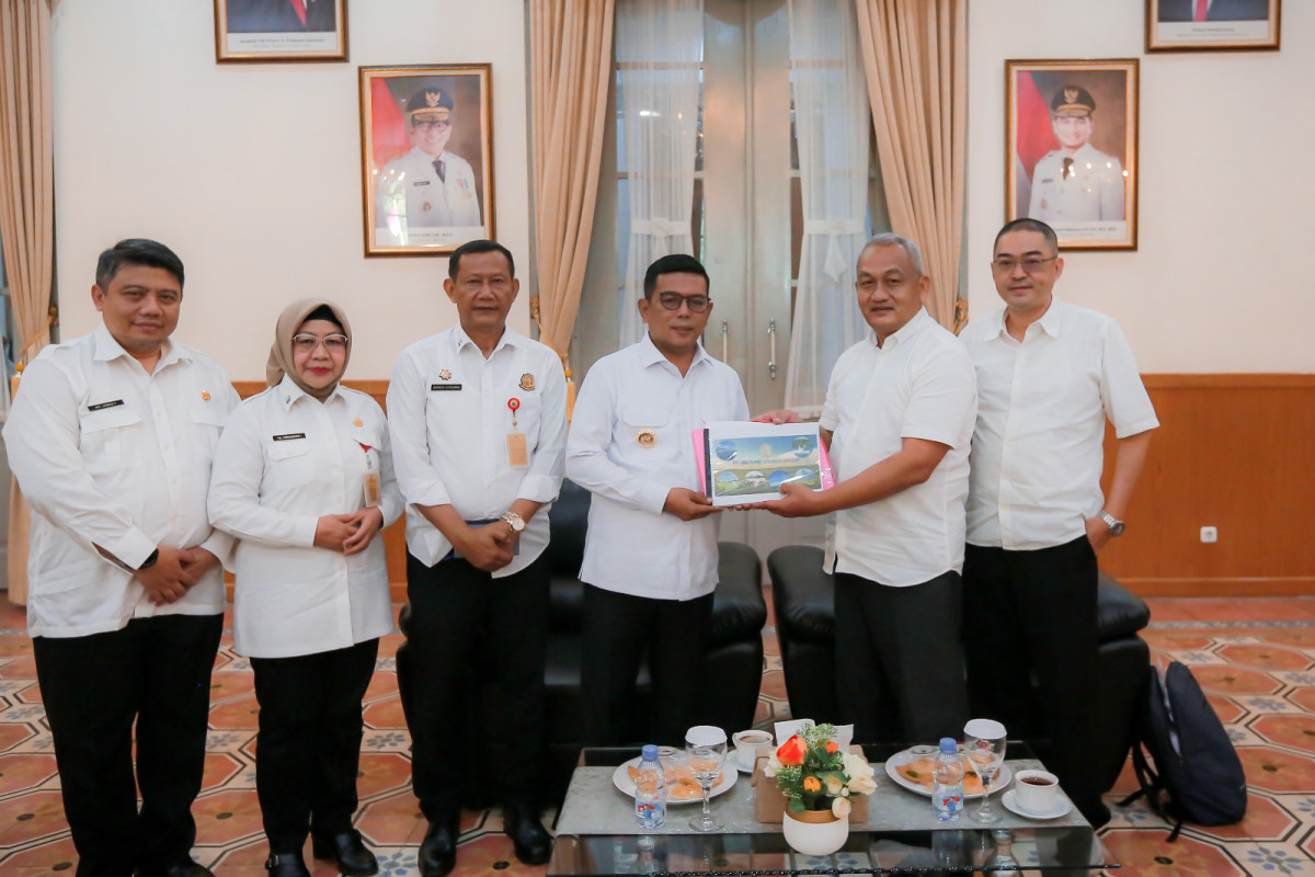 Pengusaha Tertarik EBT, Gubernur Banten Andra Soni: Provinsi Banten Terbuka Untuk Investasi