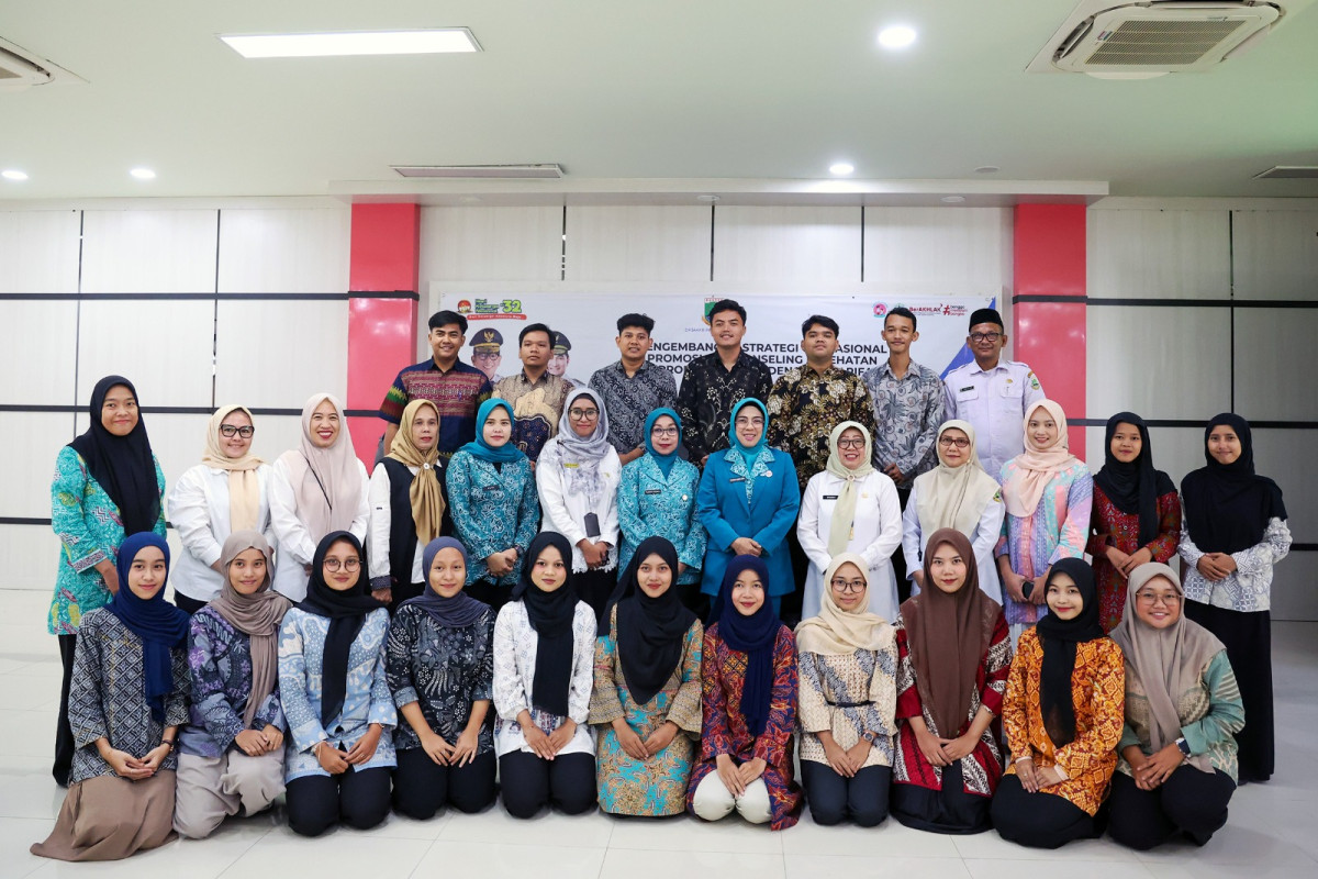 Ketua TP PKK Banten Tinawati Andra Soni Tekankan Pentingnya Generasi Muda Untuk Berencana