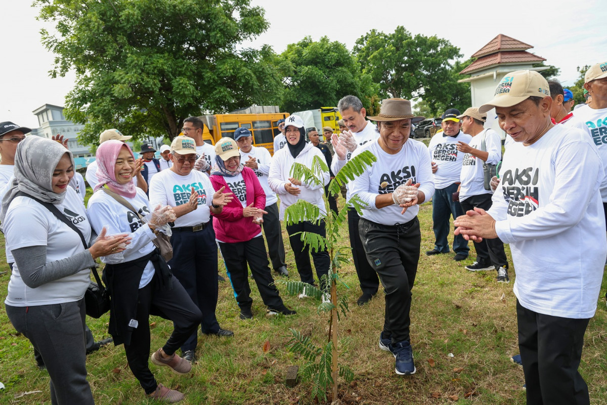 Pj Gubernur Banten Al Muktabar: Pengelolaan Sampah Butuh Kepedulian Bersama