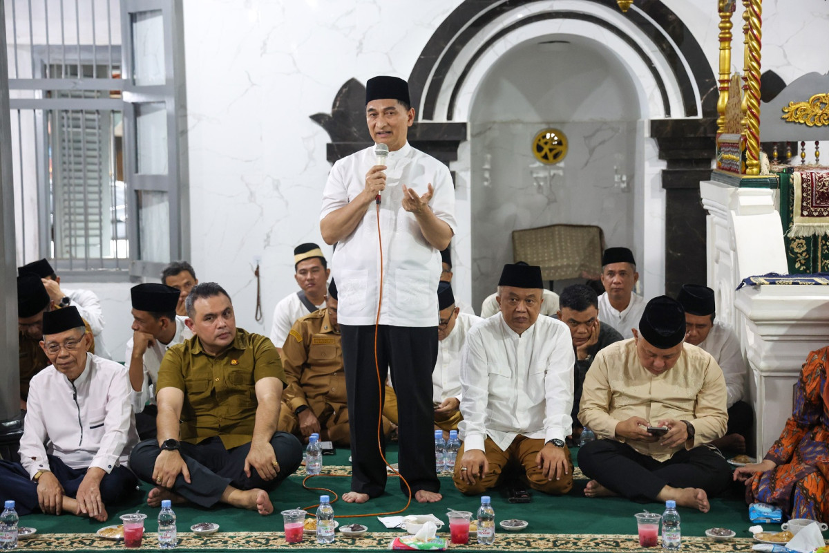 Safari Ramadan di Caringin, Wagub Dimyati Sampaikan Rencana Revitalisasi Situs Syekh Asnawi