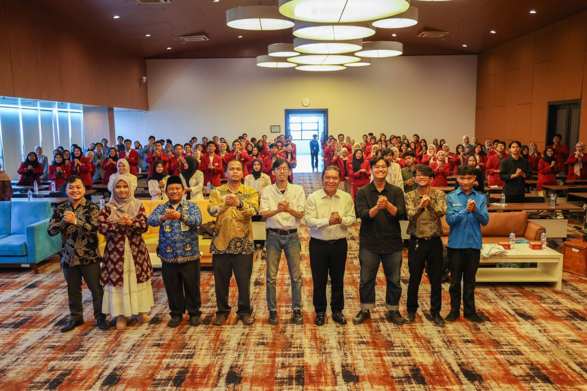 Pj Gubernur Banten Al Muktabar Ajak Pemuda Jadikan Tantangan Sebagai Peluang