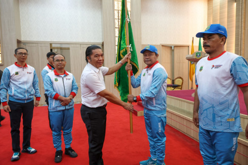 Lepas Kontingen Peparpenas X,  Pj Gubernur Banten Al Muktabar: Hambatan Bukan Halangan