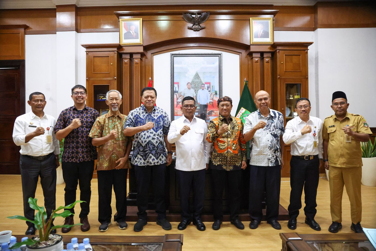 Gubernur Andra Soni Akan Kembangkan Kedelai Migo untuk Perkuat Ketahanan Pangan