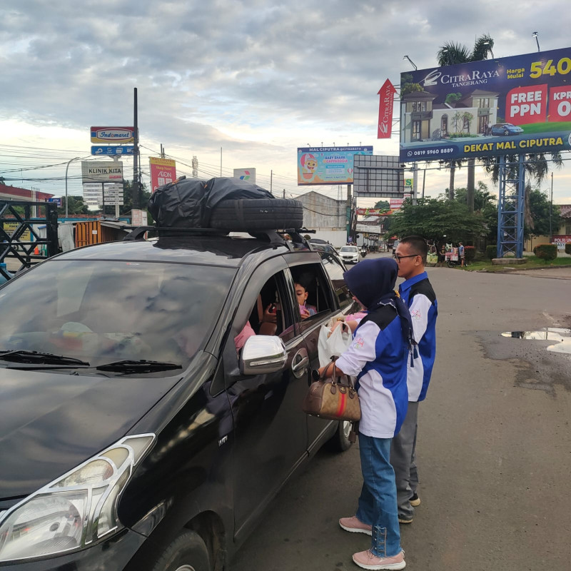 RTIK Banten Sebar Takjil Sekaligus Sosialisasi Kanal MudikPedia 2025, BETAPON, dan Pembebasan Pokok/Sanksi Pajak Kendaraan Bermotor