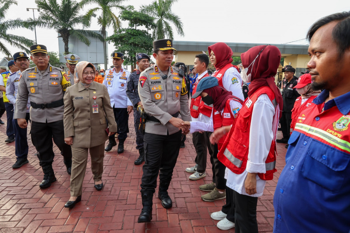 Pj Sekda Provinsi Banten Virgojanti Hadiri Apel Gelar Pasukan Operasi Lilin Maung 2023