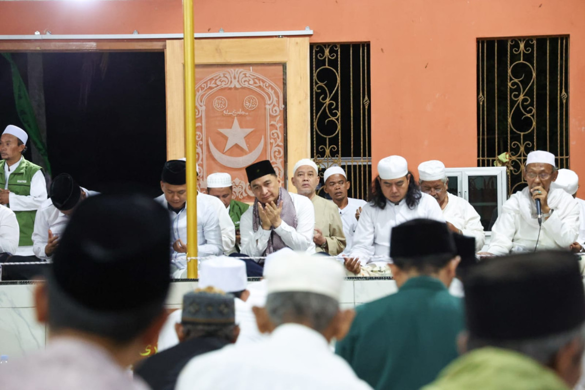 Hadiri Haul Hj Siti Rubaiah, Wagub Dimyati: Bentuk Cinta dan Penghormatan Orang Tua