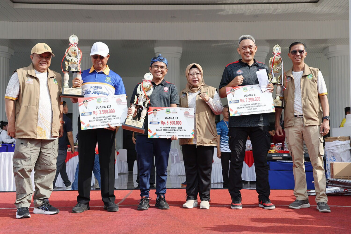 Banyak Manfaat, Plh Sekda Provinsi Banten Virgojanti Ajak Sempatkan Waktu Berolahraga