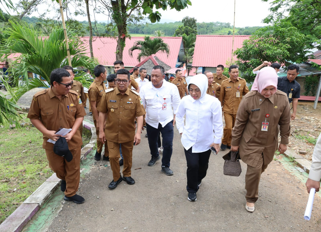 Tahun 2025, Target Gubernur Banten Andra Soni Selesaikan Pembangunan Sekolah Filial