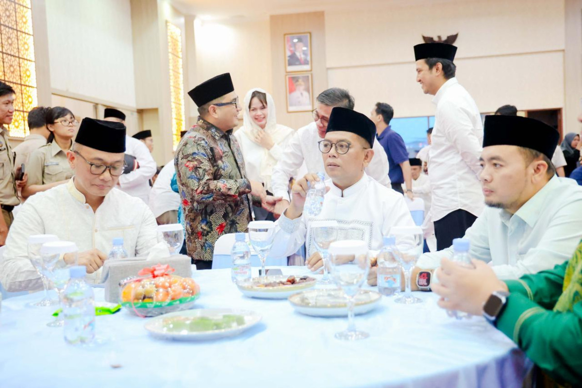 Safari Ramadan Bersama DPR RI, BKN dan KAHMI Banten, Gubernur Andra Soni Perkuat Sinergi Pusat dan Daerah