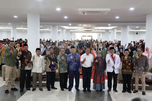 Pj Gubernur Al Muktabar : Provinsi Banten Terus Kembangkan Ekonomi Syariah