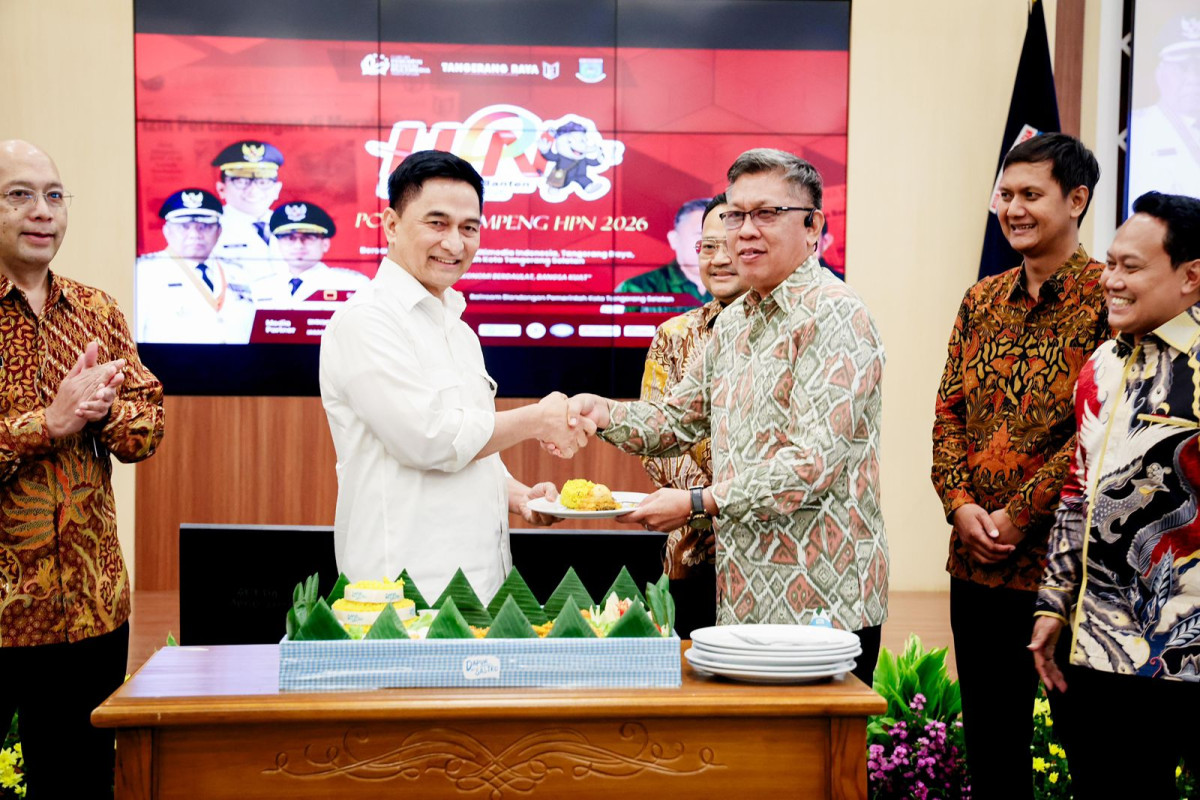 Hadiri HUT Koran Tangerang Raya, Wagub Dimyati Sebut Wartawan Ibarat Cahaya Lampu