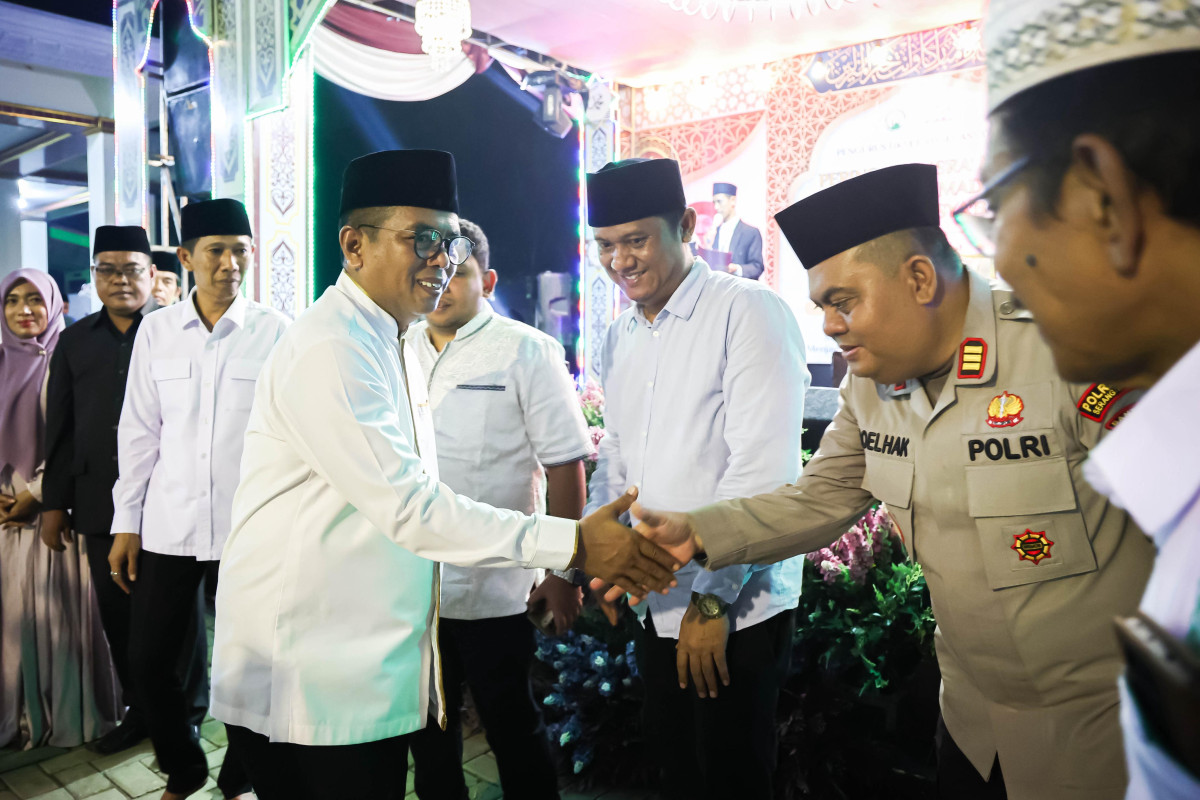Resmikan Renovasi Masjid Assa’adah, Gubernur Banten Andra Soni Apresiasi Kekompakan dan Gotong Royong Warga