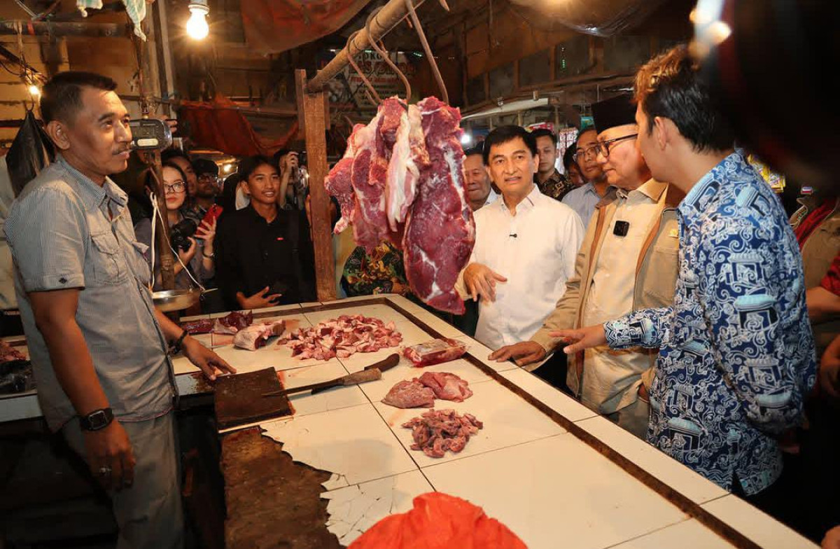 Wagub Banten A Dimyati Natakusumah Dampingi BAM DPR RI Pantau Harga Bahan Pokok Penting