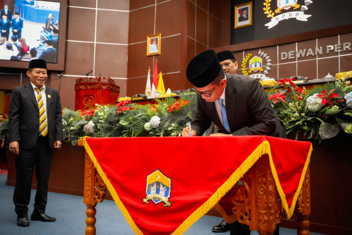 Gubernur Banten Andra Soni Ingatkan Pelayanan Pendidikan Berkualitas