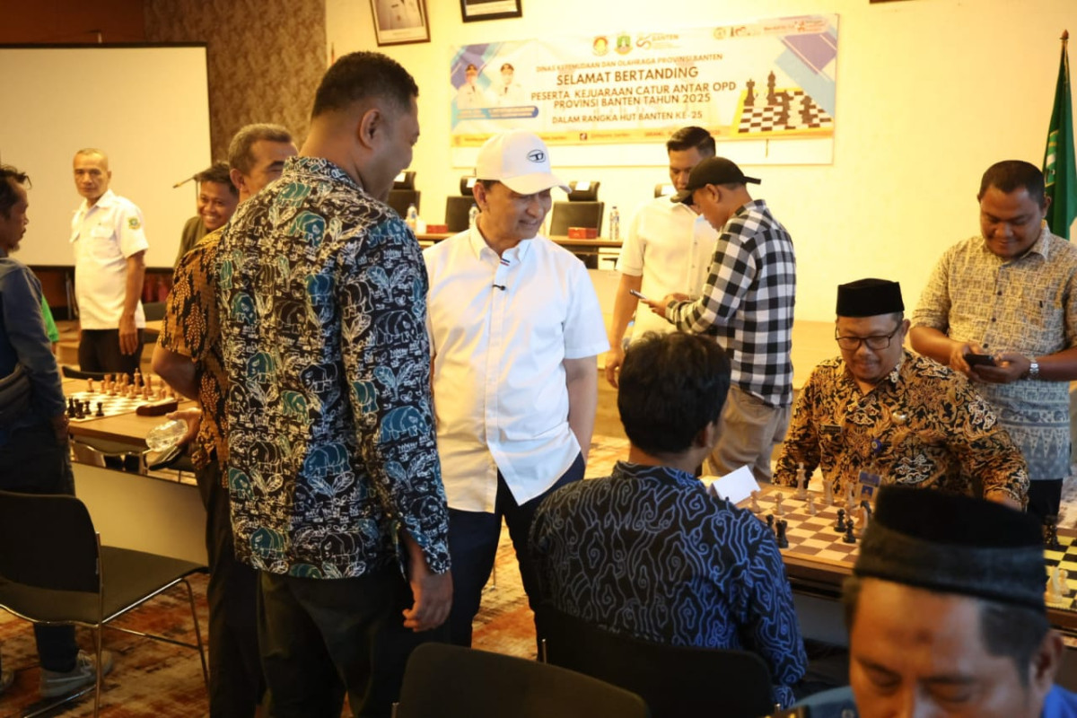 Tutup Kejuaraan Catur OPD, Wagub Banten Tekankan Pentingnya Kerja Sama dan Soliditas