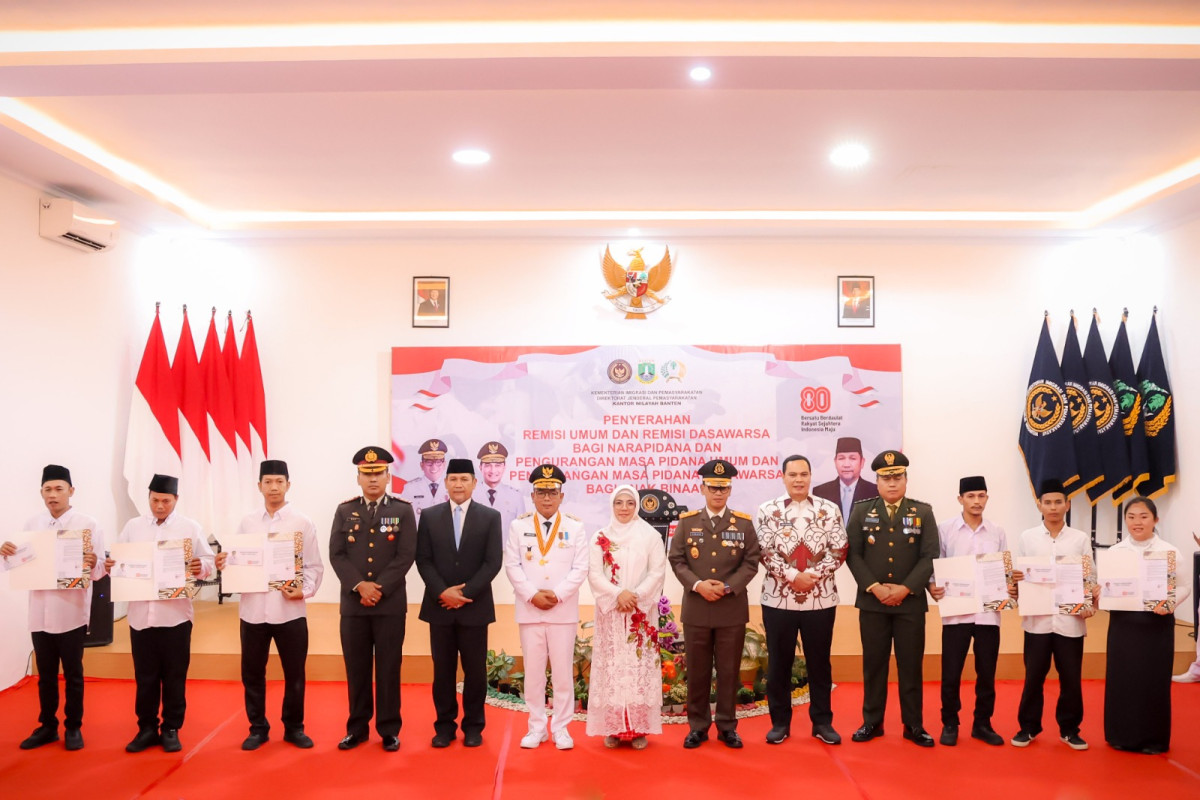 Serahkan Remisi, Gubernur Banten Andra Soni : Jadilah Insan dan Pribadi yang Lebih Baik