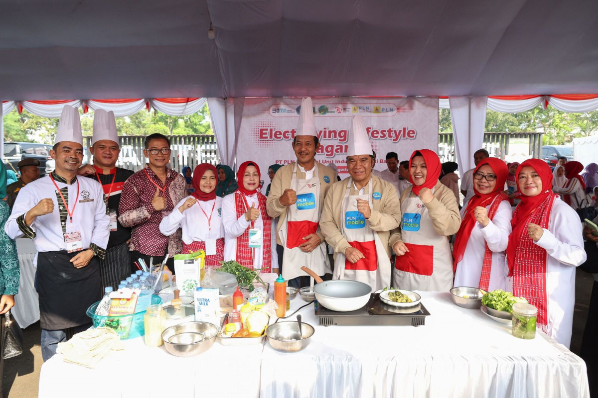 Plh Sekda Provinsi Banten Virgojanti Ajak Para Ibu Kreasikan Pangan Lokal Untuk Pemenuhan Gizi Anak-Anak