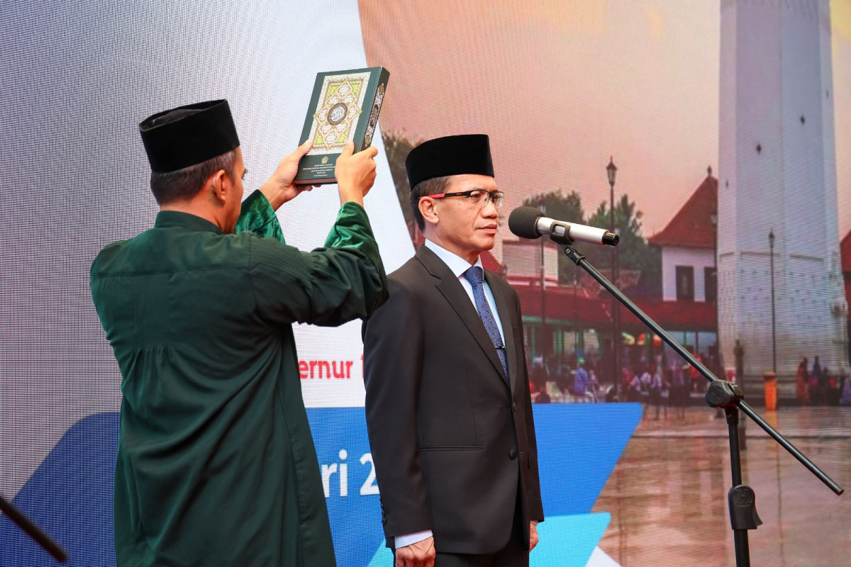 Pj Gubernur Banten A Damenta Lantik Pj Sekda dan Kukuhkan 5 Pejabat Tinggi Pratama