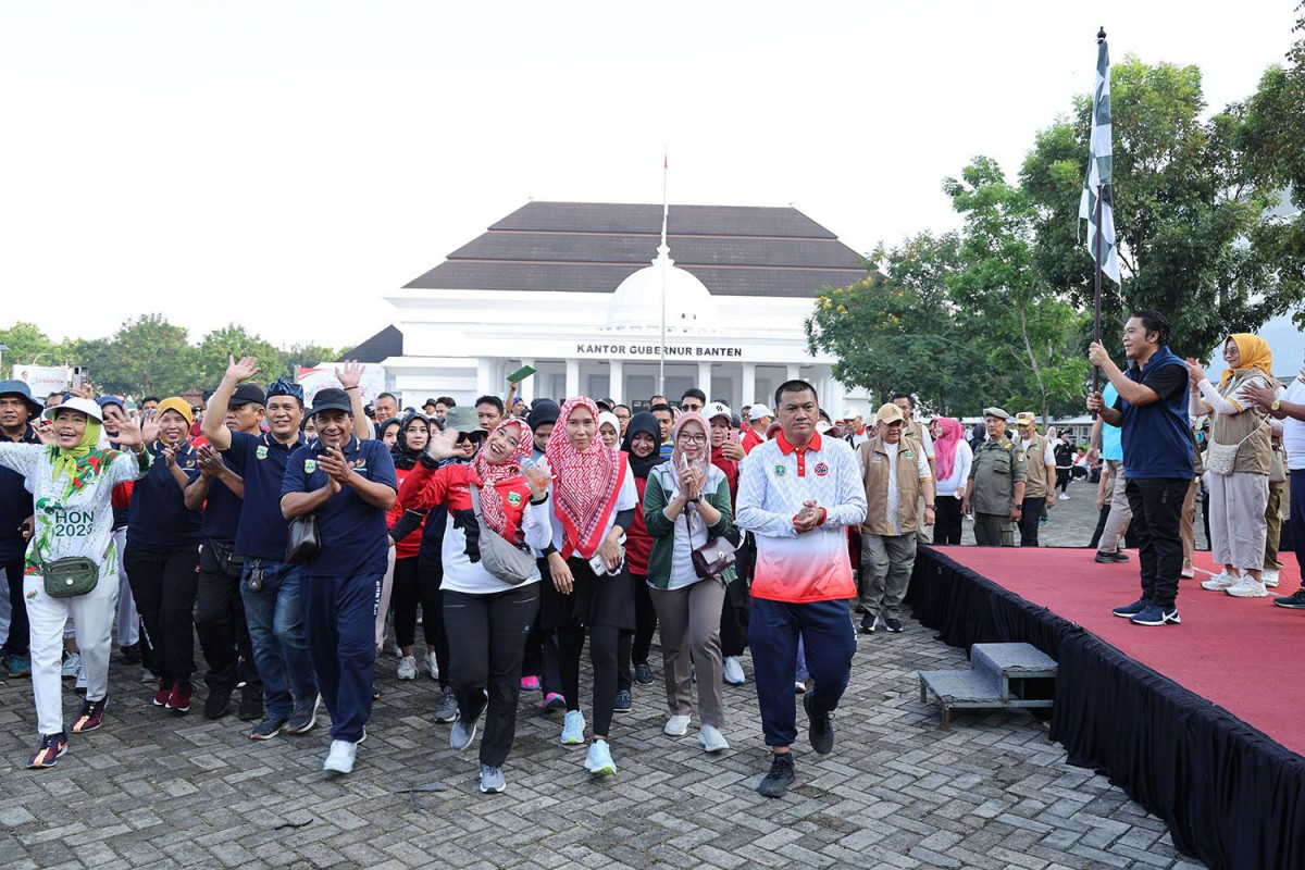 Tingkatkan Produktivitas, Pj Gubernur Banten Al Muktabar Ajak Pegawai Jaga Kesehatan dan Rutin Berolahraga