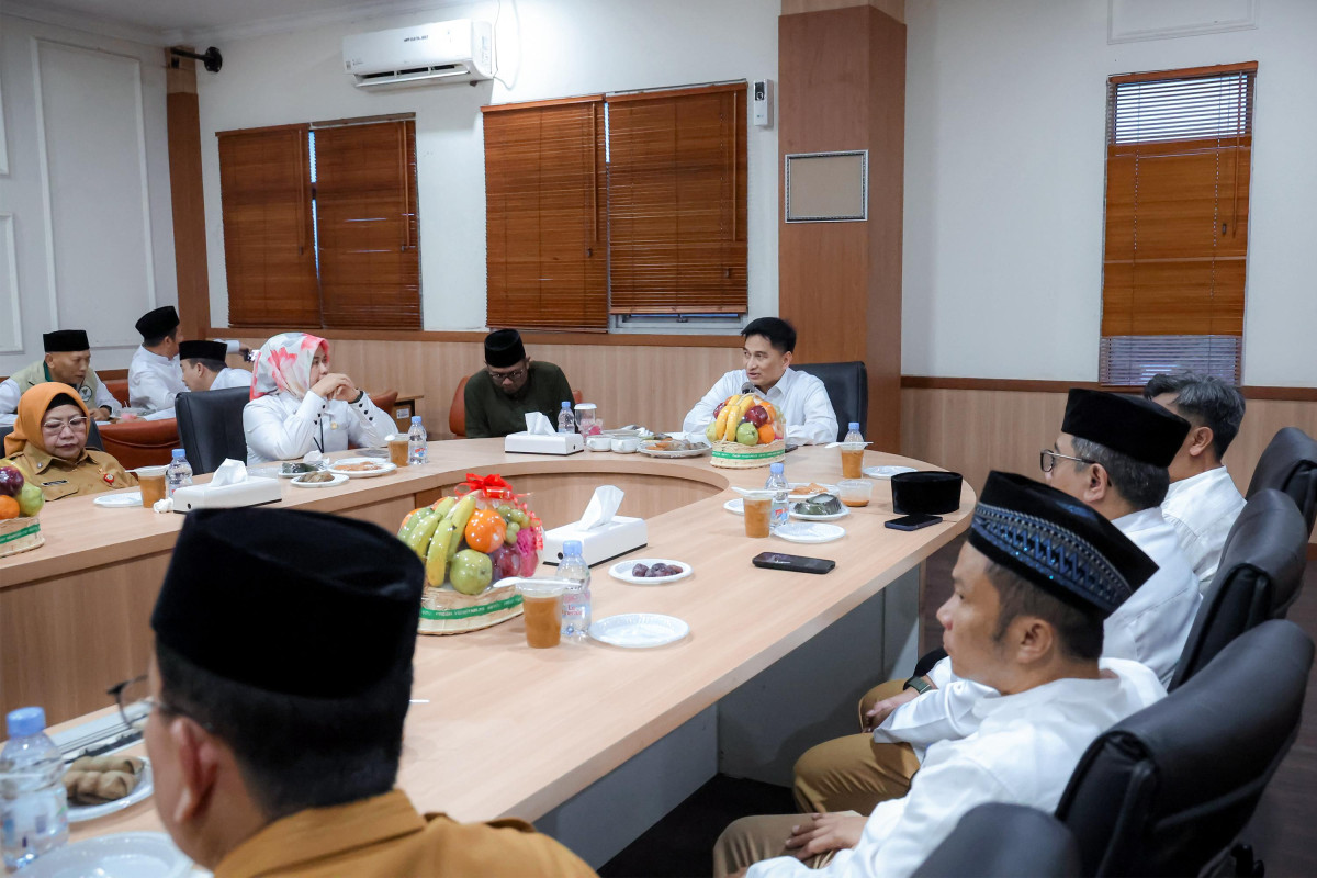 Wagub Dimyati Tinjau Samsat Cilegon, Minta Optimalisasi Pelayanan ke Masyarakat