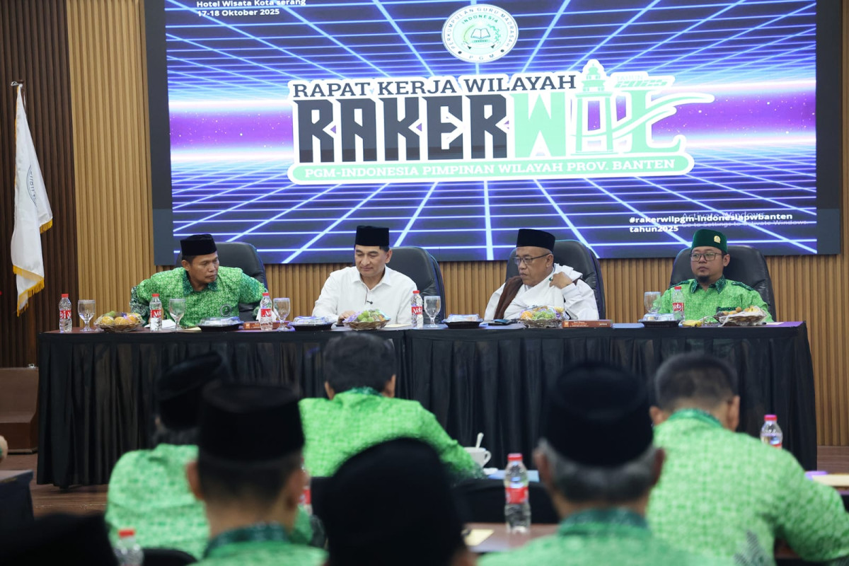 Wagub Dimyati Natakusumah Sebut Sinergi Pemerintah-Guru Jadi Kunci Pemerataan Pendidikan di Banten