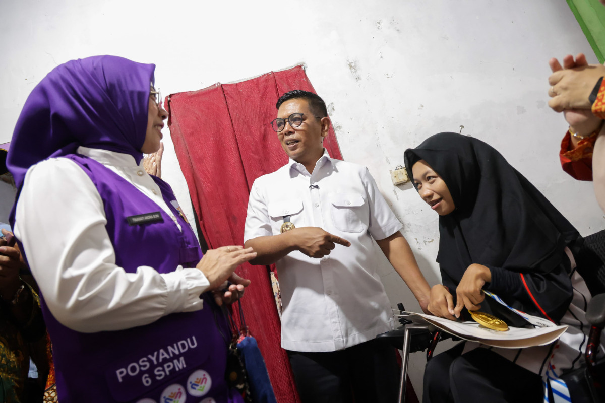 Apresiasi Prestasi Internasional, Gubernur Andra Soni Kunjungi Peraih Emas ASEAN Para Games 2026