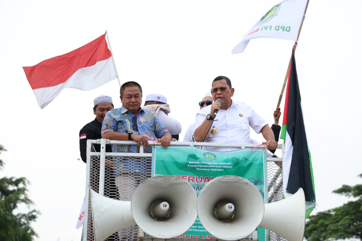 Pj Gubernur Banten A Damenta Terima Perwakilan Massa Aksi Front Persaudaraan Islam