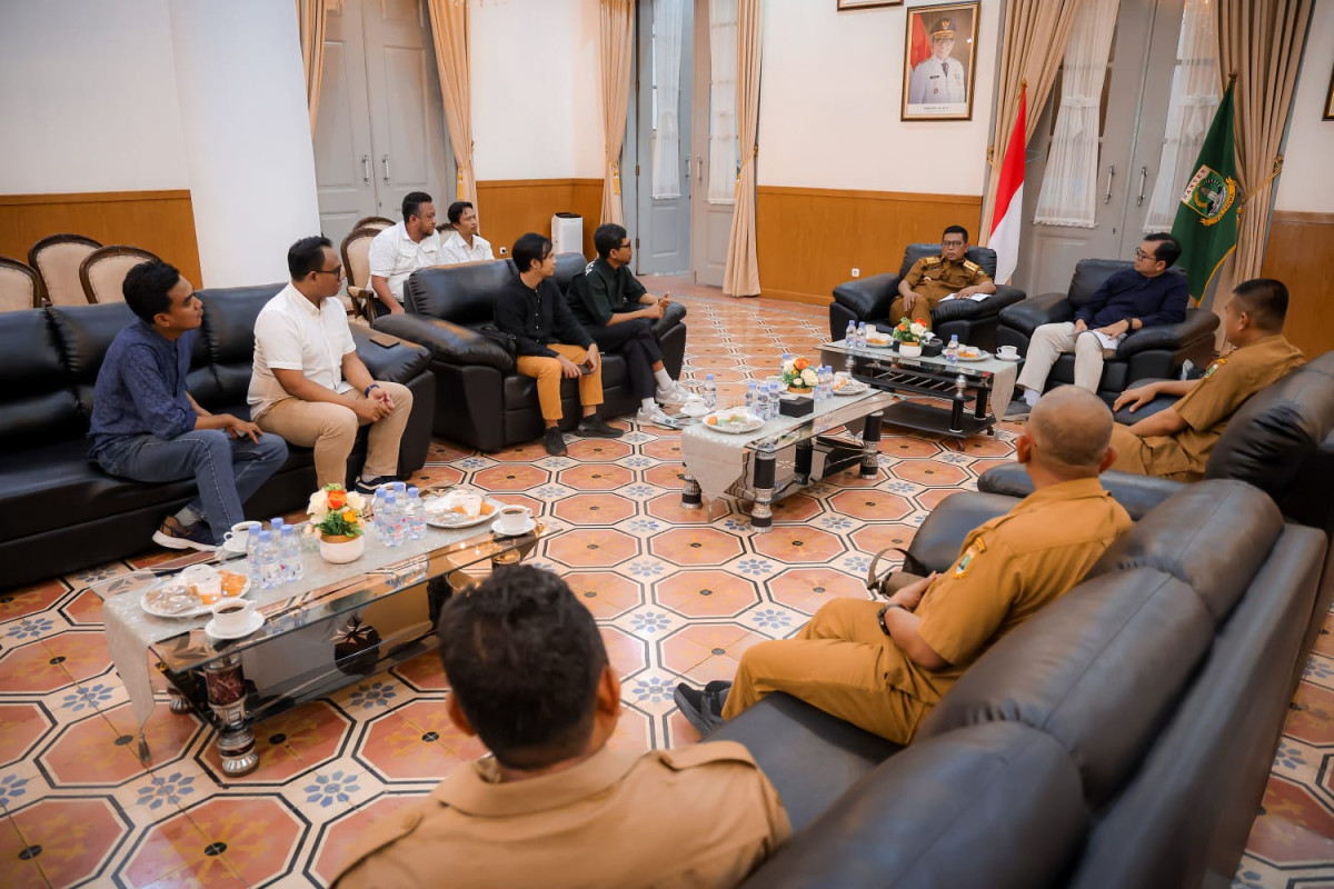 Gubernur Andra Soni Terima Kunjungan Harian Banten Raya