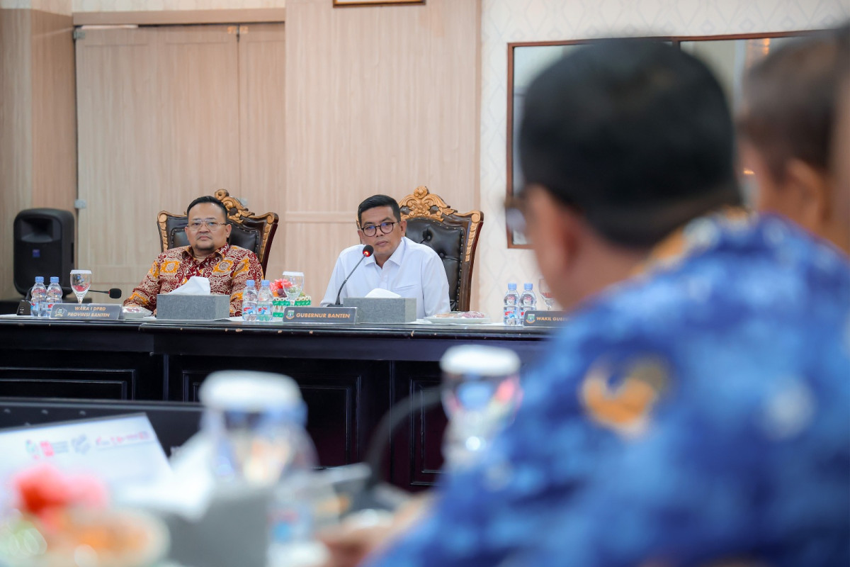 Gubernur Banten  Andra Soni: Pemerintah Akan Perkuat Regulasi Operasional Kendaraan Tambang