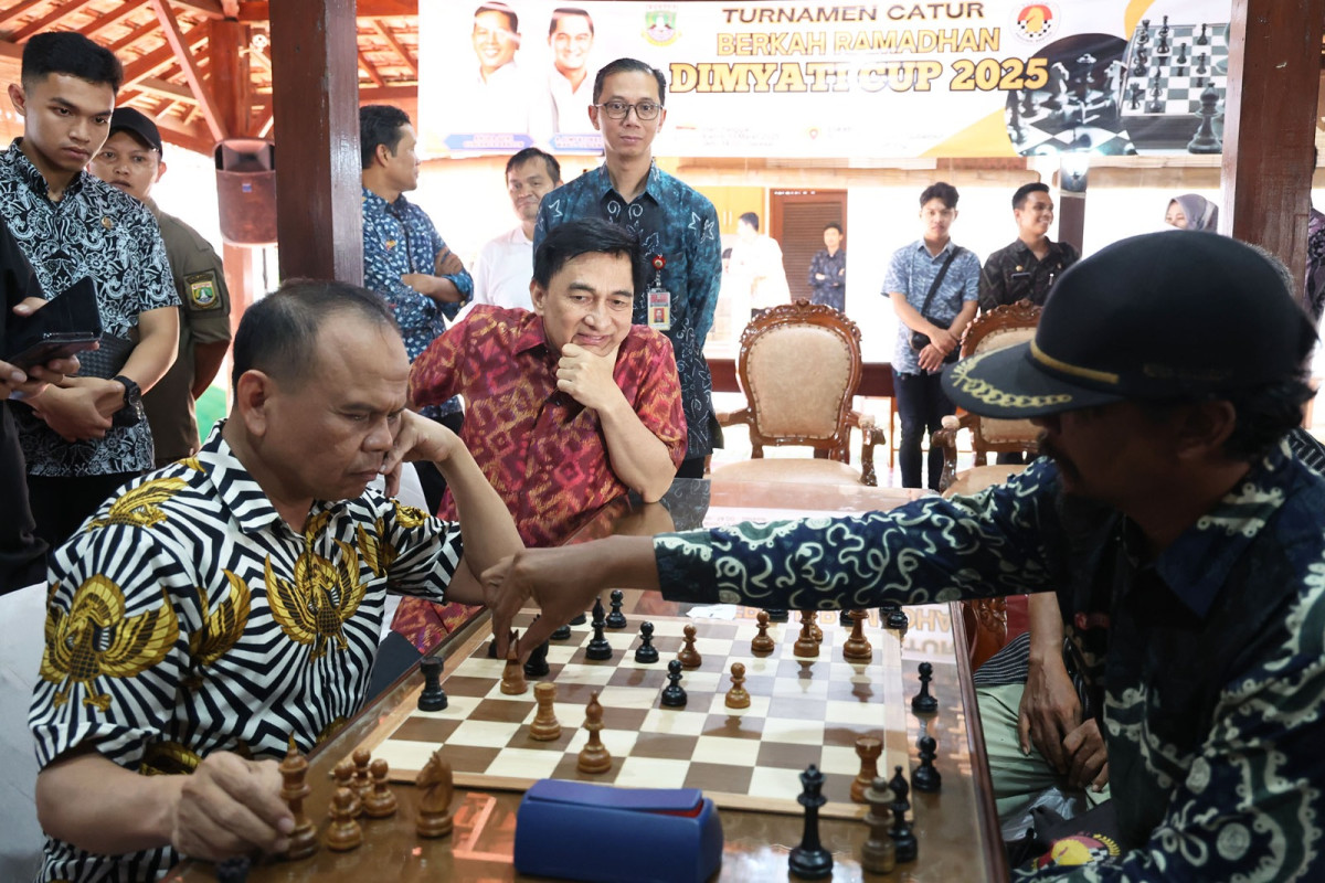 Wagub Banten A Dimyati Natakusumah Gelar Turnamen Catur Berkah Ramadan Dimyati Cup 2025 dan Buka Bersama