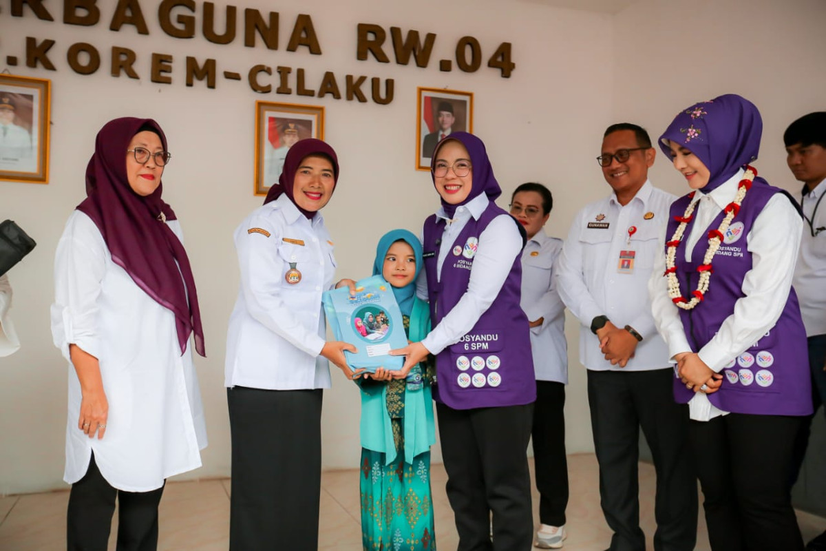 Tinawati Andra Soni Tinjau Posyandu Mawar, Pembinaan Kader Harus Berkelanjutan