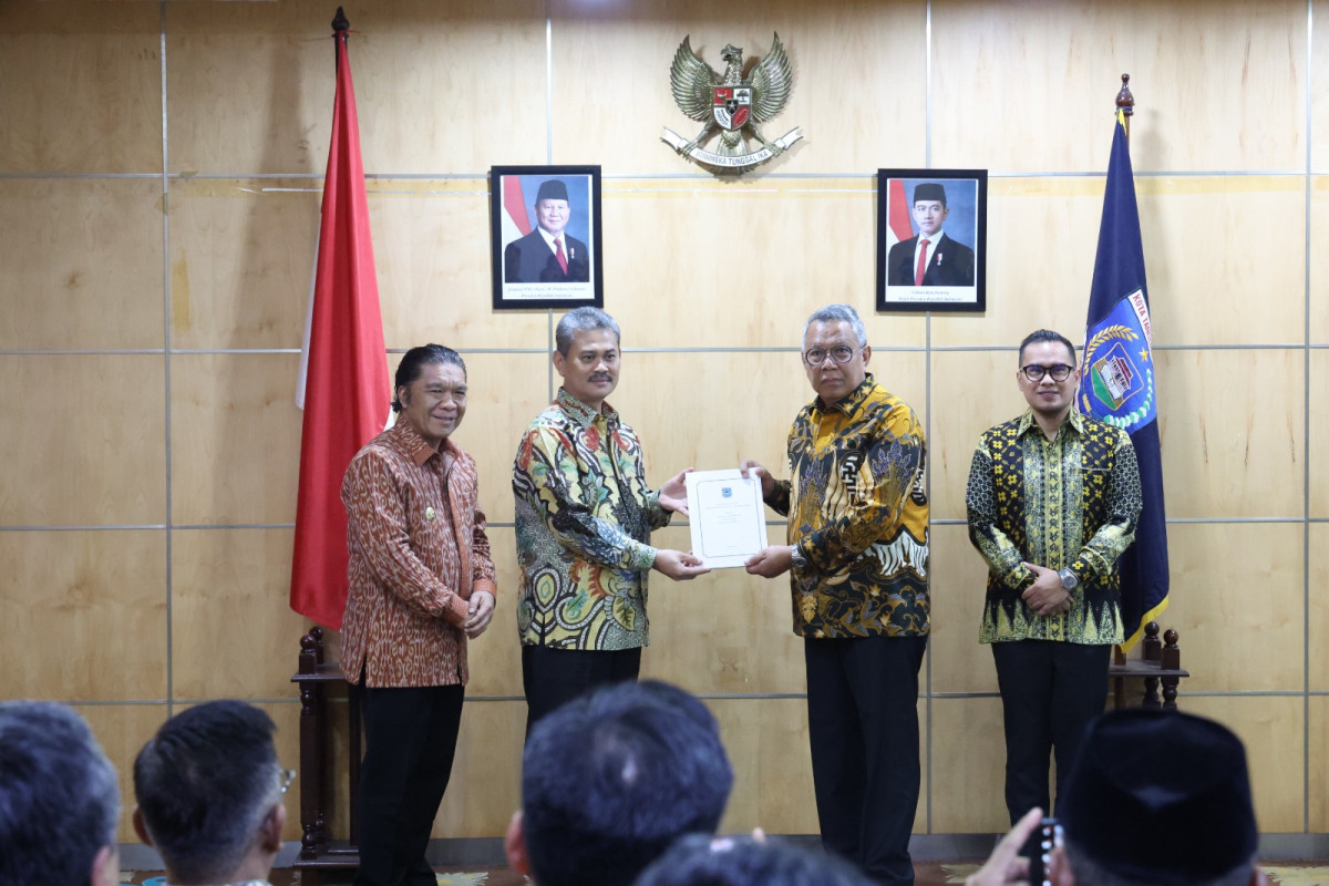 Saksikan Serah Terima Pelaksanaan Tugas Wali Kota Tangsel, Pj Gubernur Banten Al Muktabar :  Laksanakan Agenda Pembangunan
