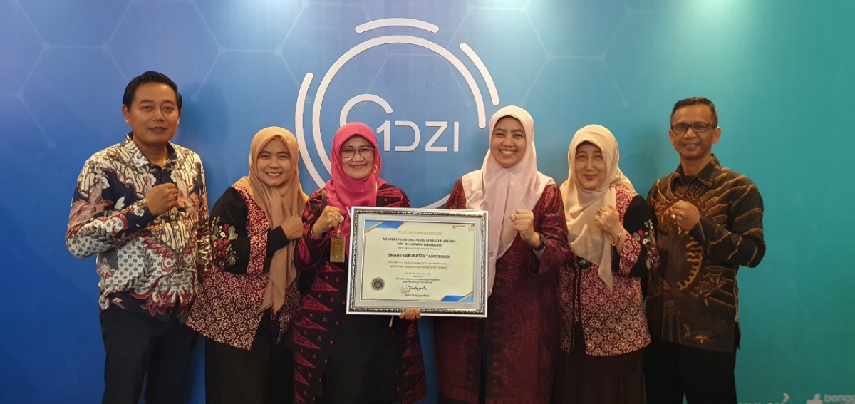 SMAN 1 Kabupaten Tangerang Raih Penghargaan Unit Kerja Pelayanan WBK Kemenpan-RB