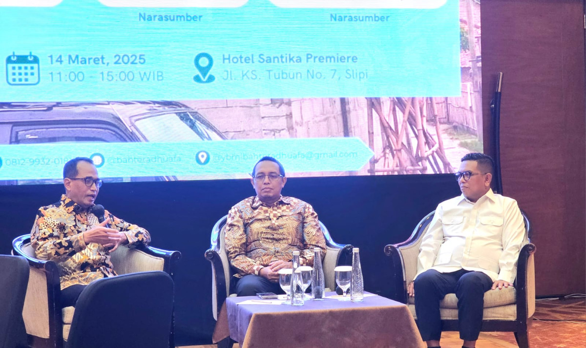 Diskusi Bareng Hasan Nasbi, Gubernur Andra Soni Sampaikan Praktek Efisiensi di Banten