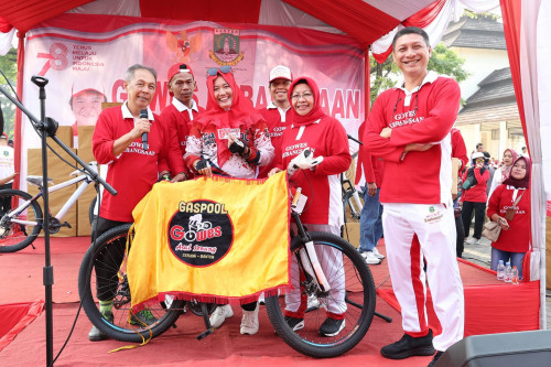 Rayakan HUT RI ke-78, Pj Sekda Provinsi Banten Lepas Gowes Kebangsaan