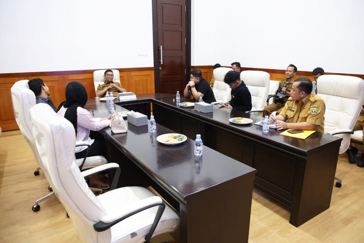 Gubernur Andra Soni Dukung Rakernas BEM SI di Untirta